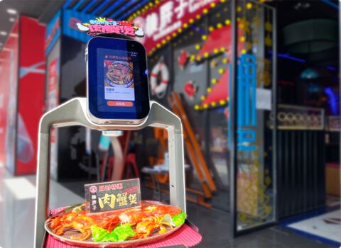 LuckiBot - AI Restaurant Service Robot - Image 3